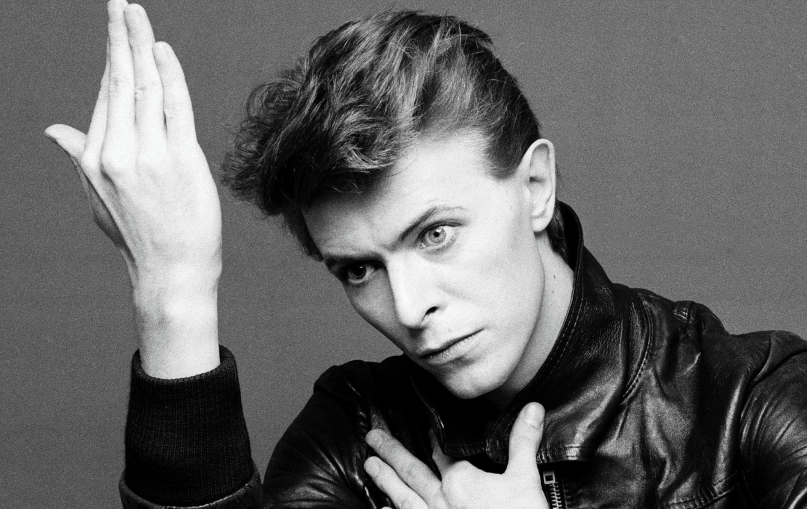 David Bowie's iconic fashion - Mirror Online